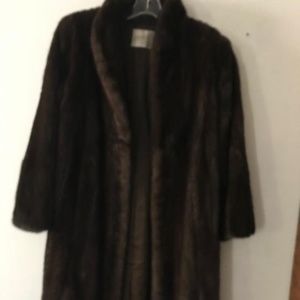 FULL LENGTH, SUPER-WARM 100% GENUINE MINK COAT